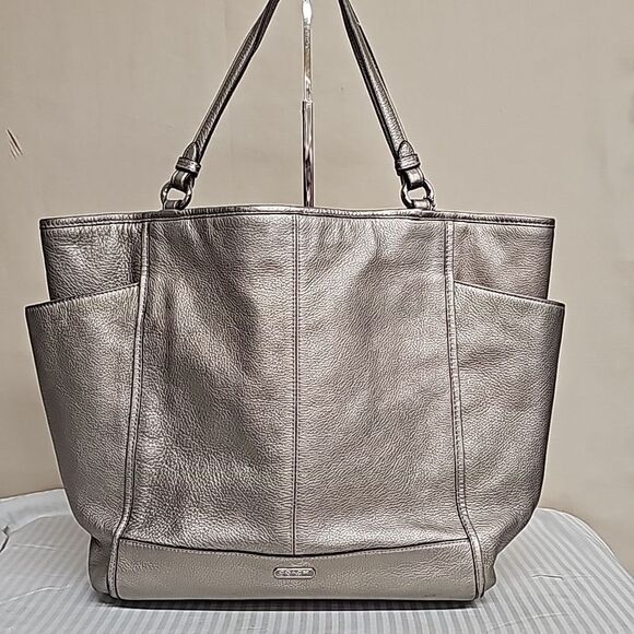 Coach Handbags - Coach Vintage Silver Leather Purse